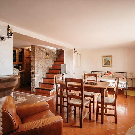 Ascrea Lago Del Turano - La Taverna Con Cucina Open Space E Free Wi-Fi מראה חיצוני תמונה