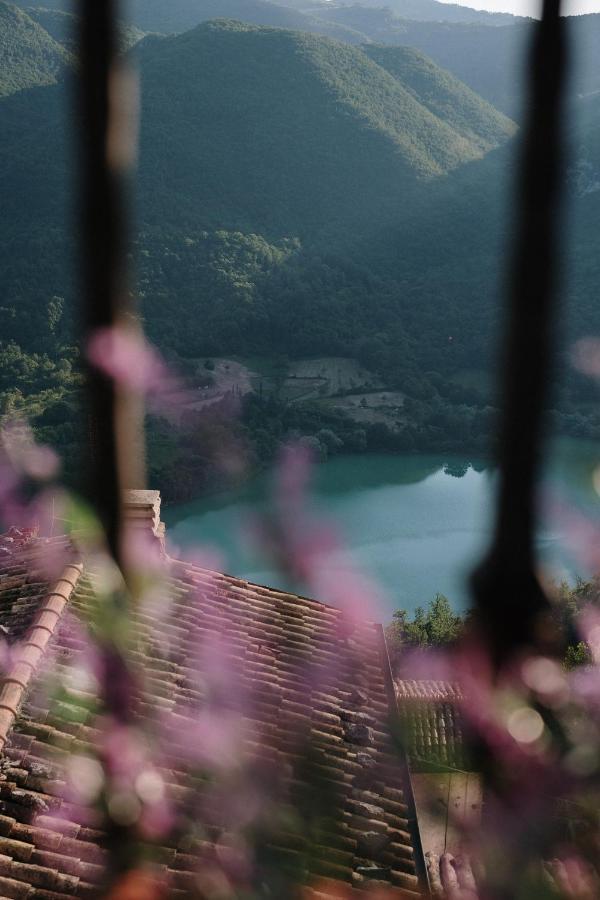 Ascrea Lago Del Turano - La Taverna Con Cucina Open Space E Free Wi-Fi מראה חיצוני תמונה